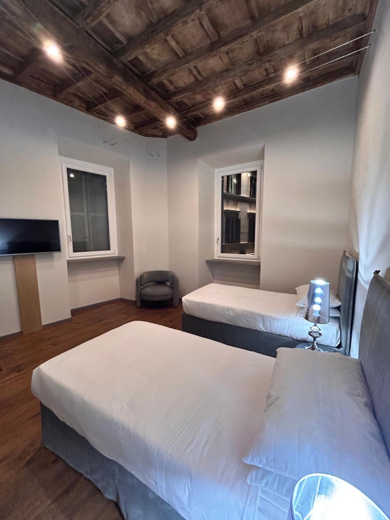 Fontana Di Trevi Roma Luxury Suite Exterior photo