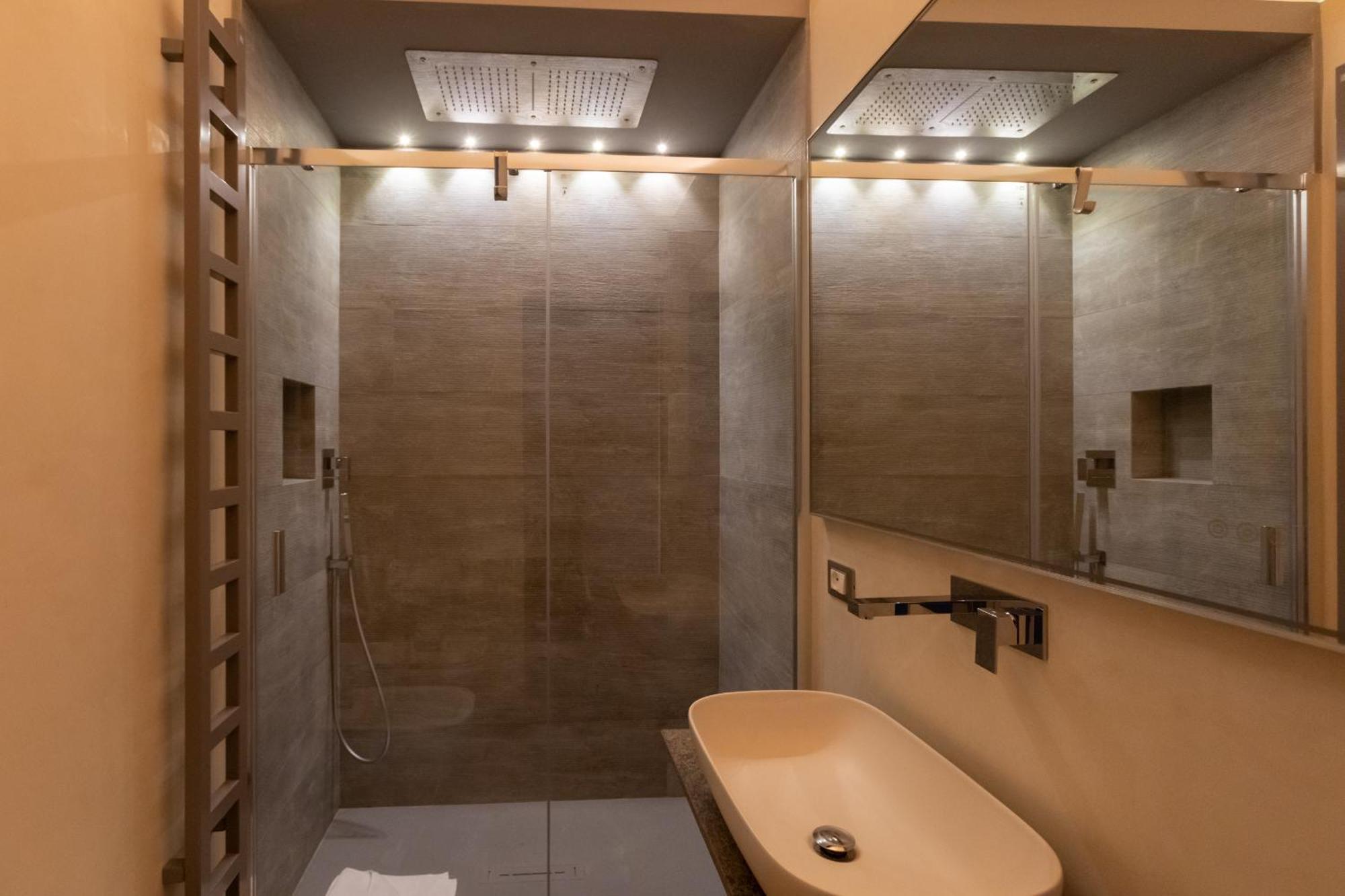 Fontana Di Trevi Roma Luxury Suite Exterior photo