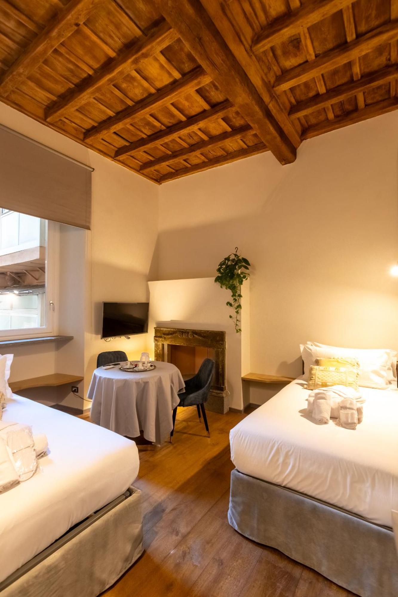Fontana Di Trevi Roma Luxury Suite Exterior photo