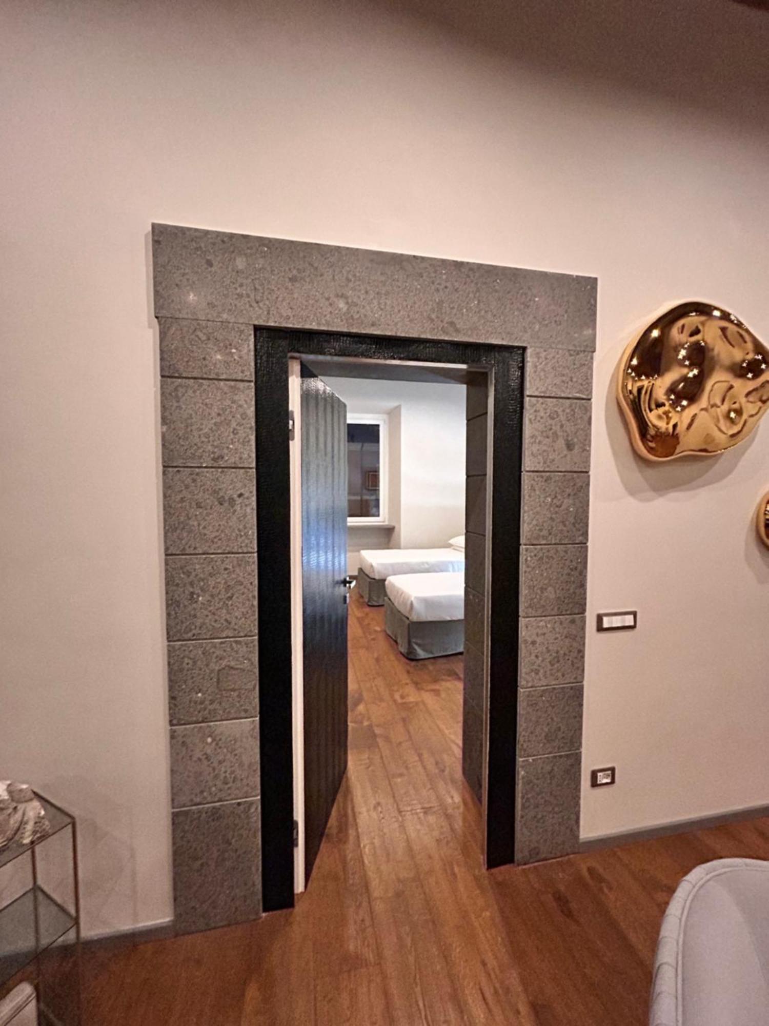 Fontana Di Trevi Roma Luxury Suite Exterior photo