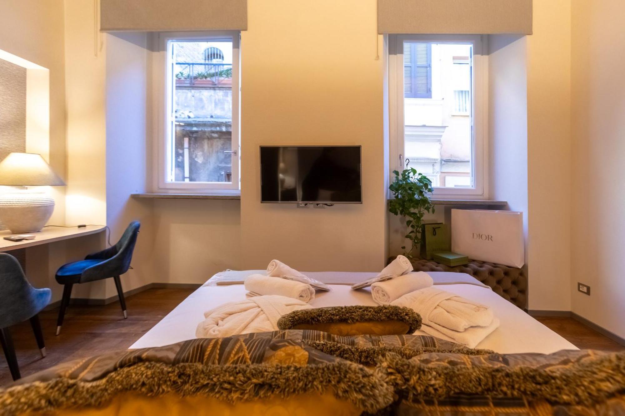 Fontana Di Trevi Roma Luxury Suite Exterior photo