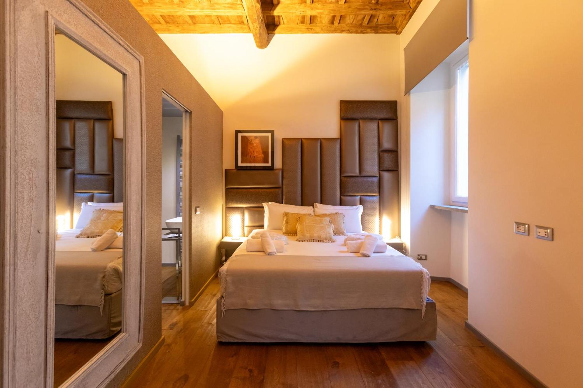 Fontana Di Trevi Roma Luxury Suite Exterior photo